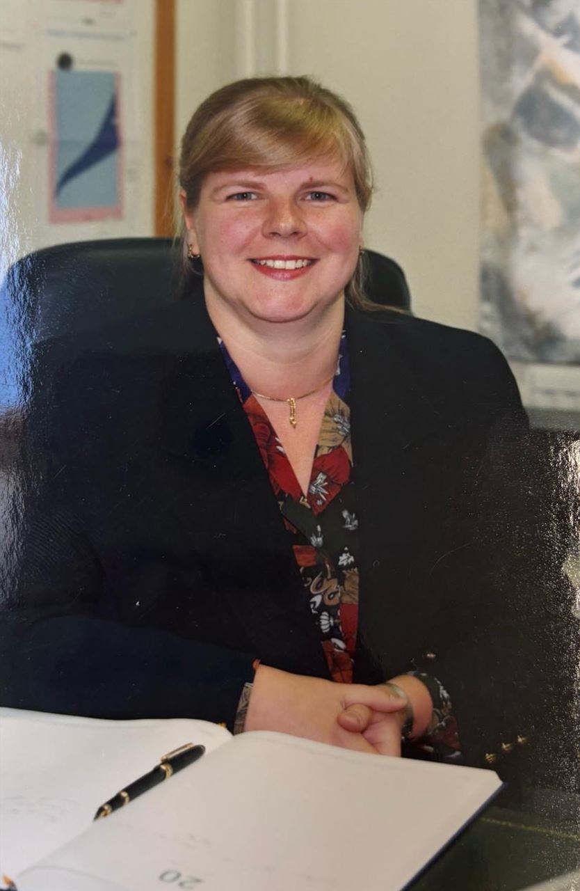 Dr Kirsten Glen